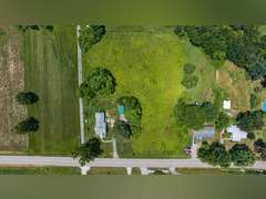 Home & 2.5 Acres