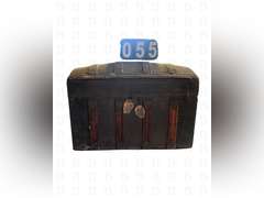 Vintage chest