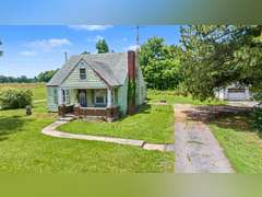 Home & 2.5 Acres