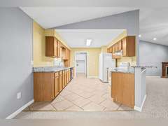Lot 1: 1 Ac with house