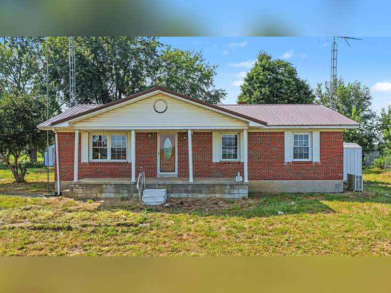 27 Clark School Rd