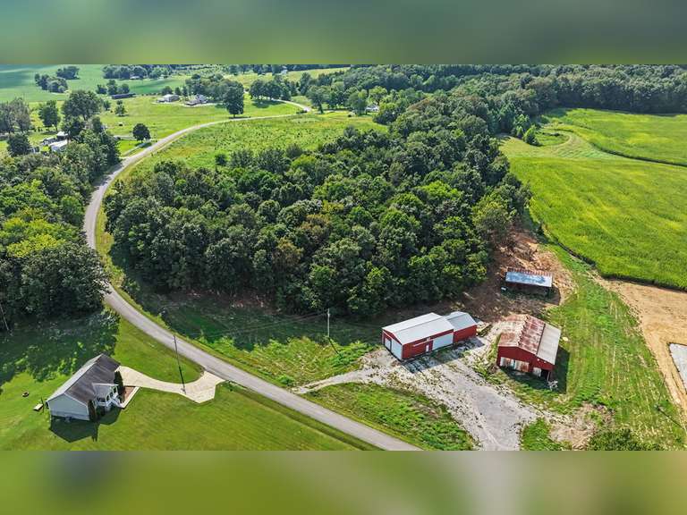 Tract 3: 1.69+/- Ac