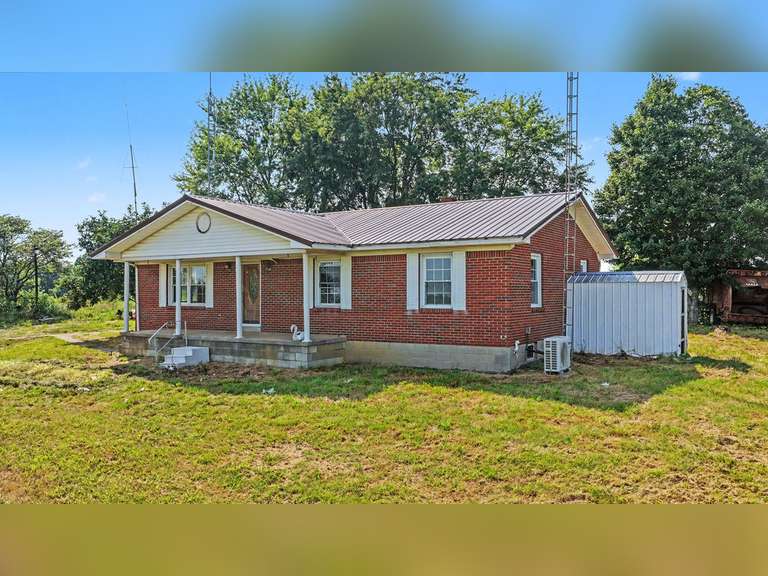 27 Clark School Rd