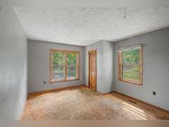 Tract 1: Home on 1.17+/- Ac