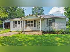 Tract 1: Home on 1.17+/- Ac