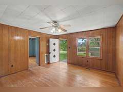 Tract 1: Home on 1.17+/- Ac