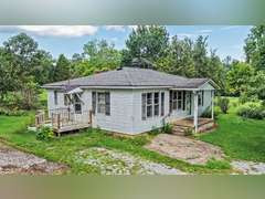 Tract 1: Home on 1.17+/- Ac
