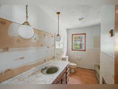 27 Clark School Rd