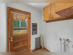 Tract 1: Home on 1.17+/- Ac