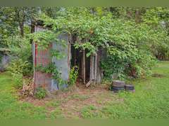 Tract 1: Home on 1.17+/- Ac