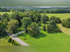 Tract 1: Home on 1.17+/- Ac