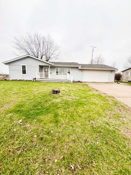 4 Bedroom, 2 Bath Home in Donnellson, IA