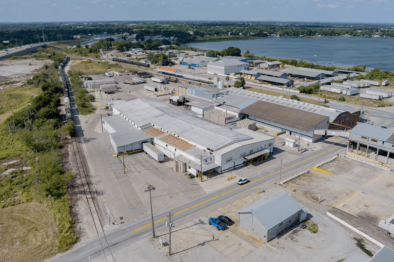 BANK ORDERED - Industrial Real Estate Auction - Winterhaven, FL