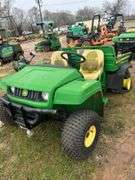 John Deere Gator
