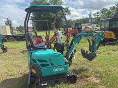 2025 AGT QK16R Mini Excavator 2025