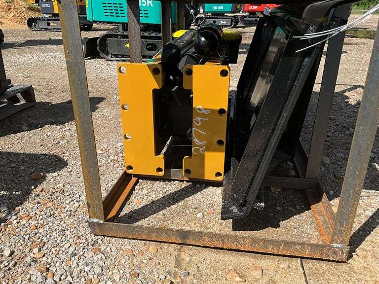 Skid Steer Breaker SSHH680