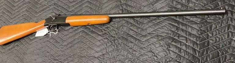 Savage Arms  Springfield 944 Series A  20 gauge