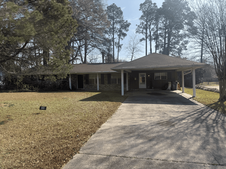 3BR Brick Home | Monroe, LA