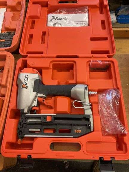 Paslode Pneumatic Finish Nailer