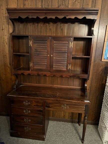 Desk with Hutch