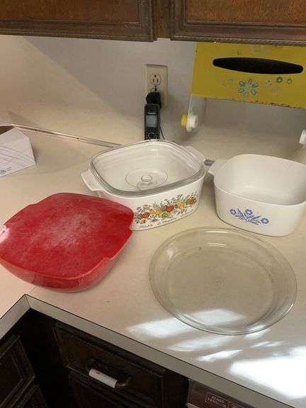Corning ware and Pyrex 4 pc