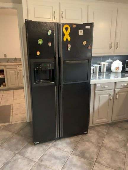GE Refrigerator