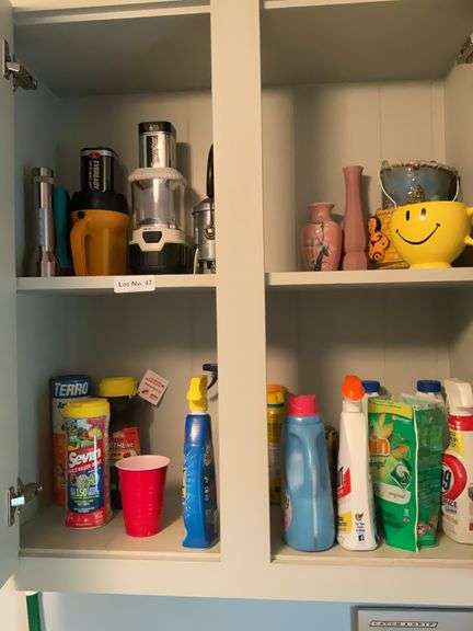Content of laundry cabinets