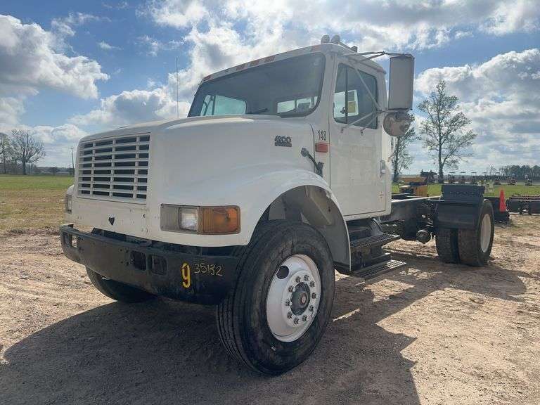 ‘99 International DT4900