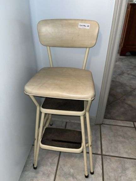 Stool/Wooden Drying Rack/Umbrellas/Broom