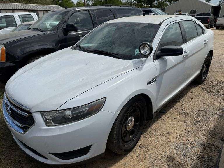 2016  FORD  Taurus