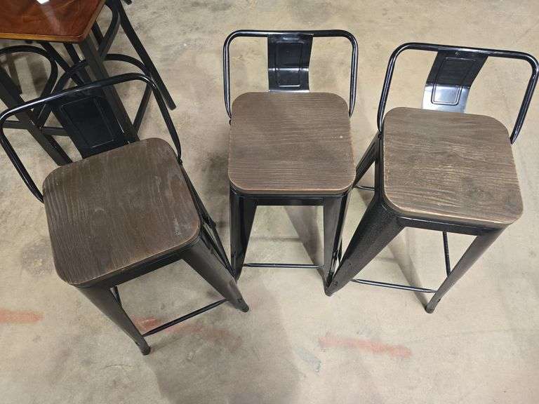 BAR STOOLS