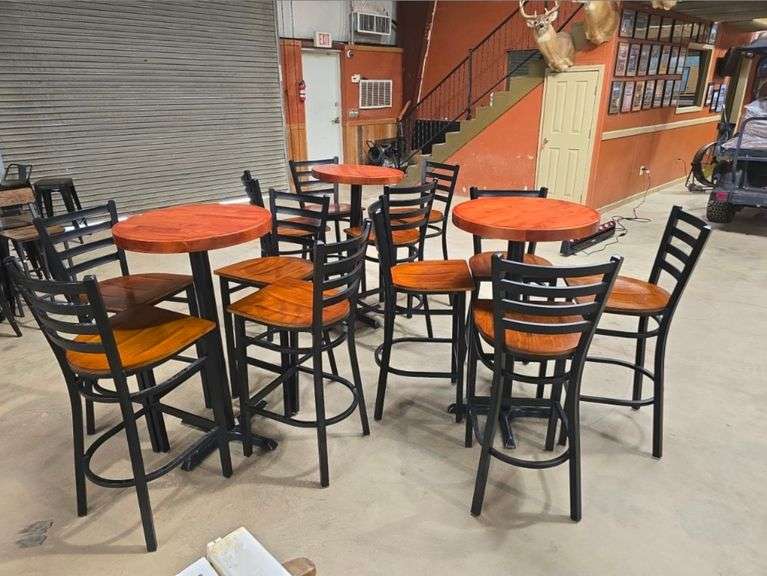 ROUND BISTRO TABLES & 4 CHAIRS