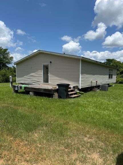 3± Acres with 2013 Double-Wide Home & Barn — 453 South Blankston Rd., Columbia, LA