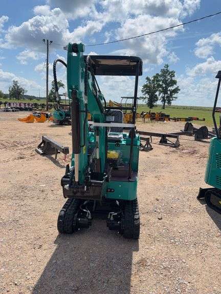 2026 CFG H16R Mini Excavator - Backfill Blade & Thumb, Unused CFG
