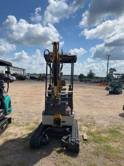 2026 CFG XZ20R Mini Excavator - 23 HP Gas, Side Swing, Unused CFG