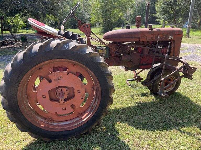 International Harvester Farmall FC