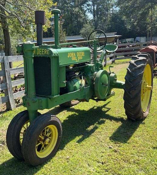 John Deere Model G