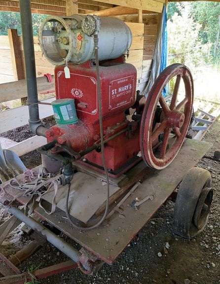 St. Mary's Machine Company Hit N' Miss Engine