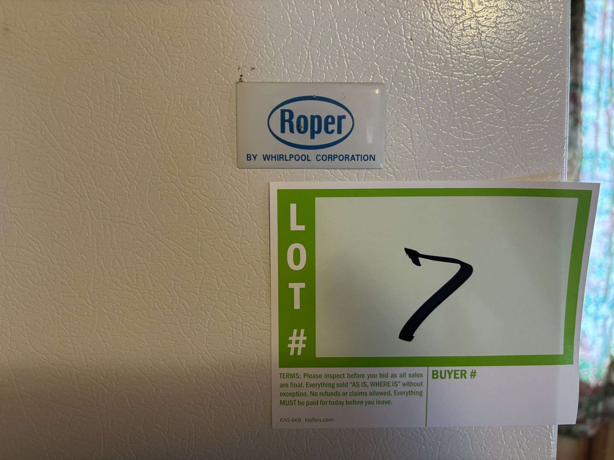 Roper refrigerator, 8 x 31 x 68“ tall. - Bonnigson & Associates