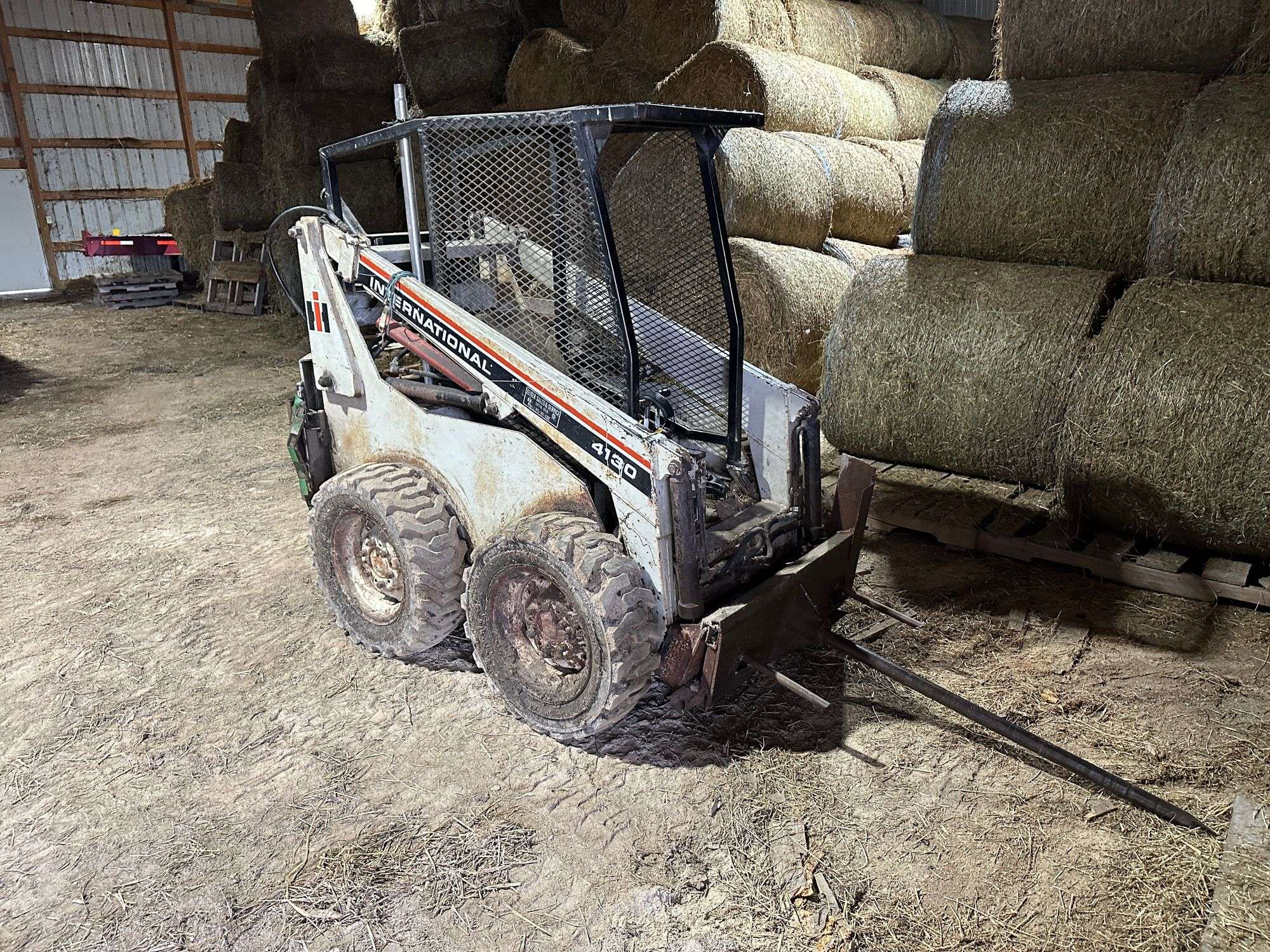 【中古】 Can’t Hear Nothin Yesterday’sKids 1973 International 4130 Skid Steer - Bonnigson & Associates