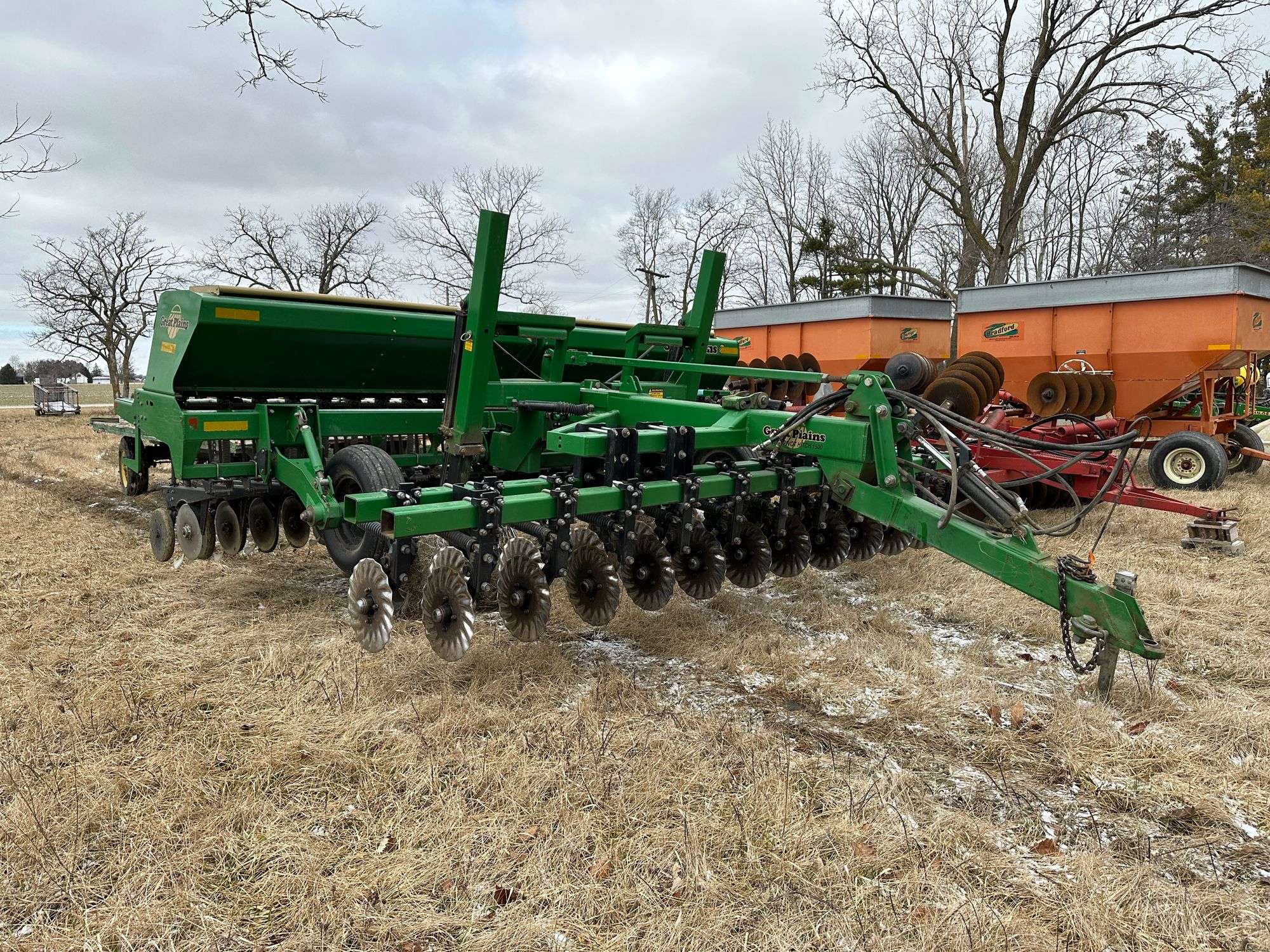 Great Plains Solid Stand 1500 Grain Drill - Bonnigson \u0026 Associates, image size:2000x1500