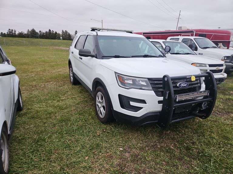 676 - '17 FORD EXPLORER PPV