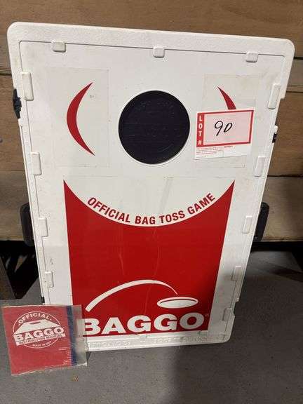 Baggo beanbag toss game