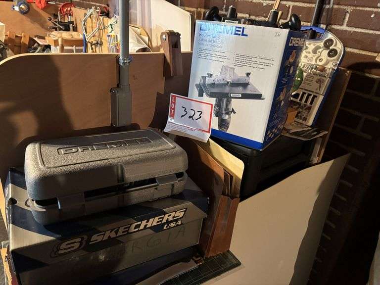 Dremel tool and Dremel router table With Dremel attachments