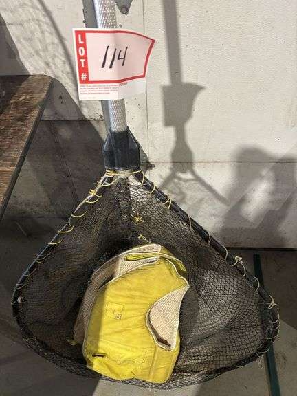 Fishing net and vest