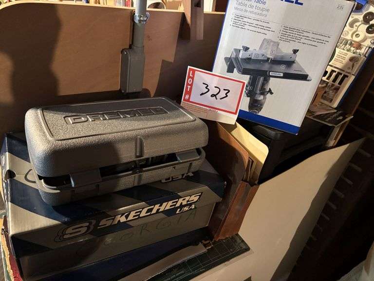 Dremel tool and Dremel router table With Dremel attachments