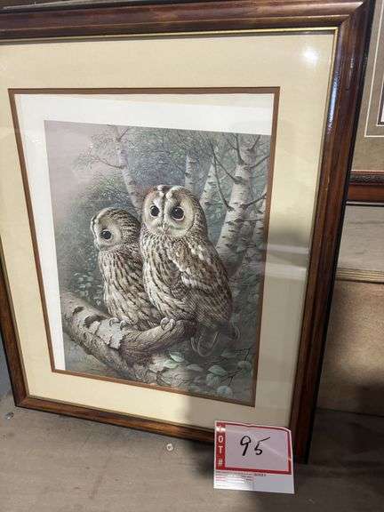 Owl picture (maybe by Raymond Watson )