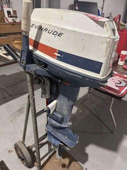 Evinrude 18 hp boat motor, 1971