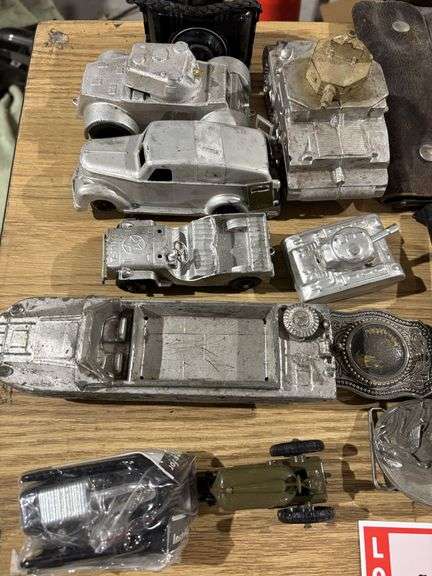 Military, plastic and metal toys, assorted toys