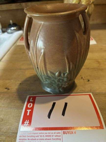 Ceramic vase